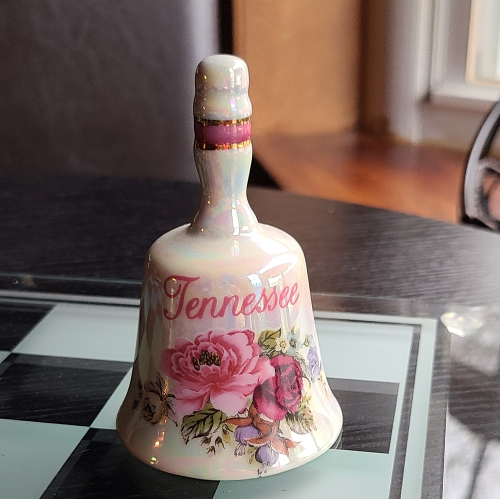 Tennessee Souvenir bell